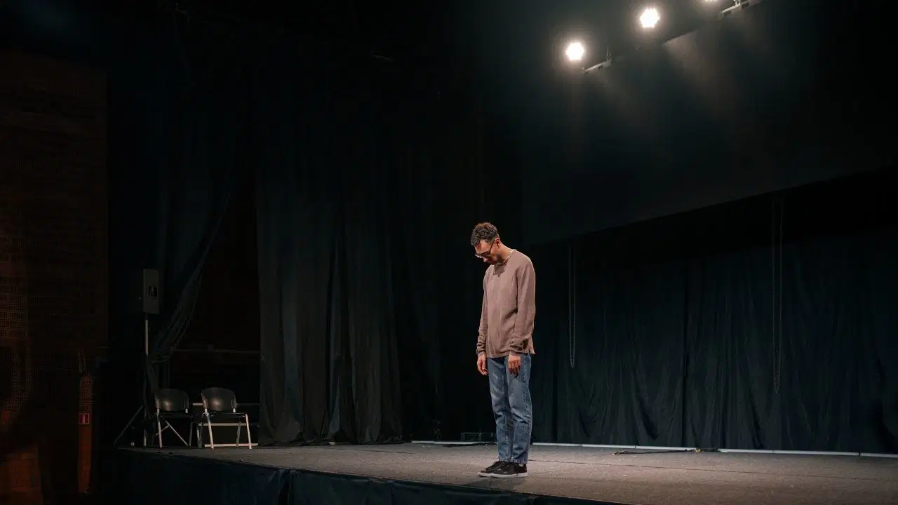 Sosyal kaygının arkasındaki gerçek: Spotlight etkisi