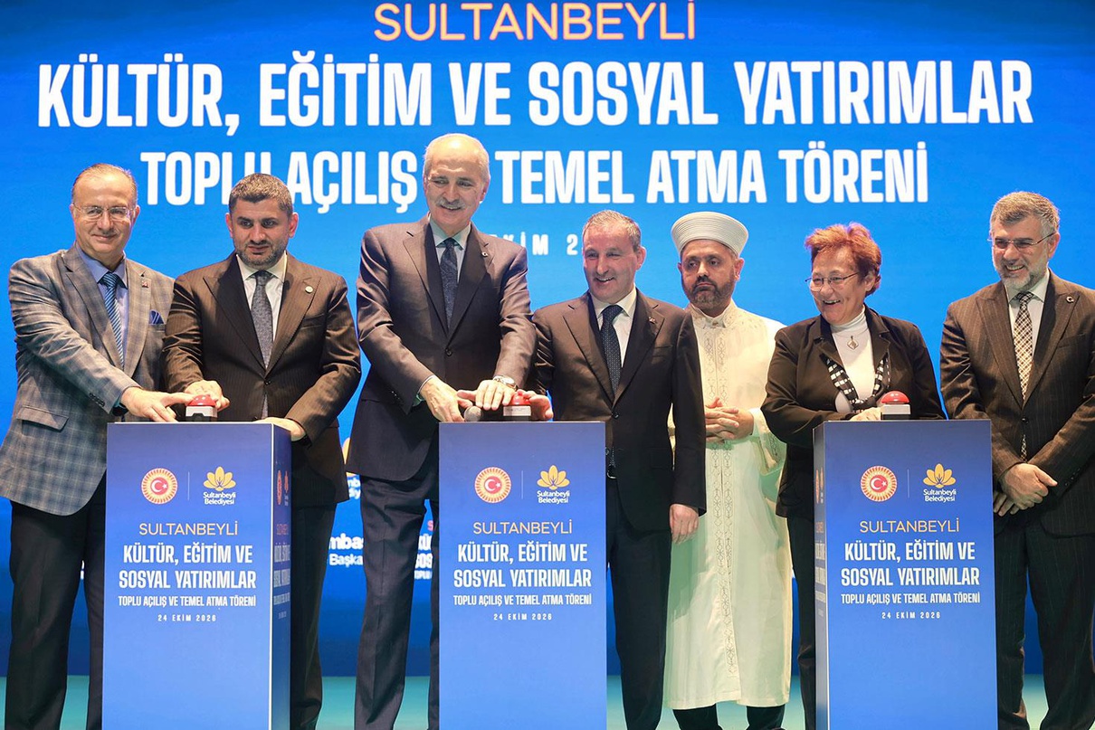 Sultanbeyli'de düşünce merkezine verilen isim Kurtulmuş'u duygulandırdı