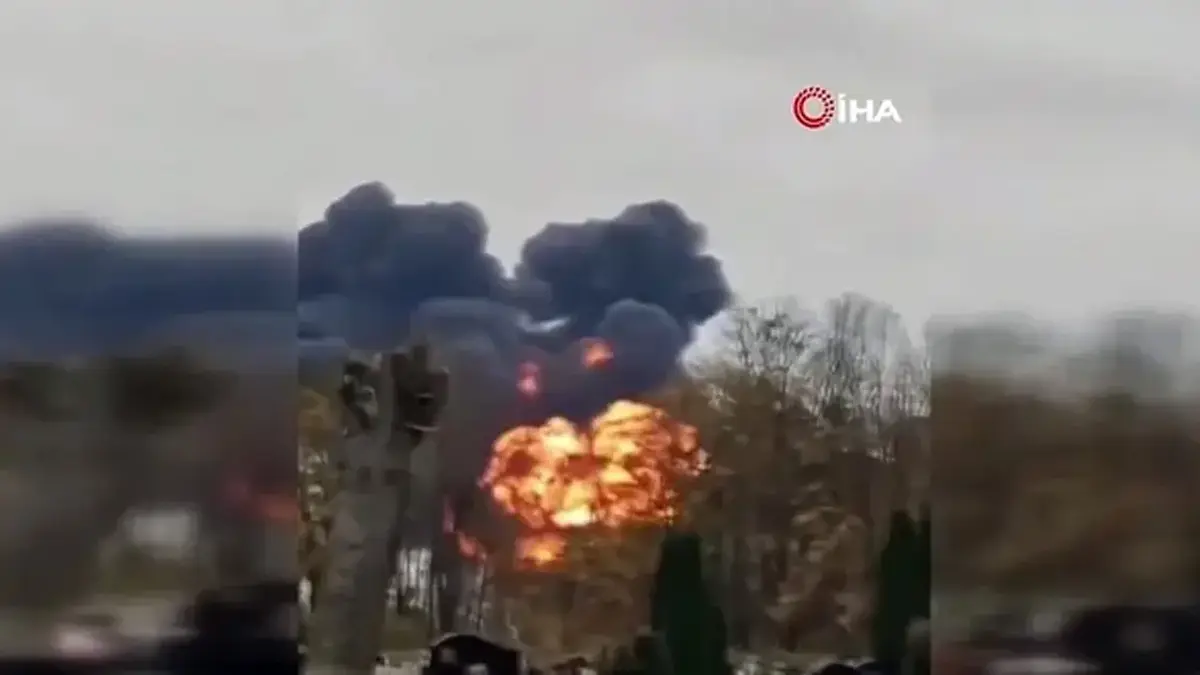 Rusya'da büyük panik! Su-30SM savaş uçağı düştü!