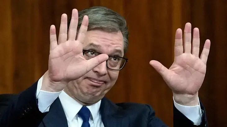 Son dakika... Sırbistan'da erken genel seçim! Vucic, öğrenci hareketi karşısında yenilgiyi kabul etti
