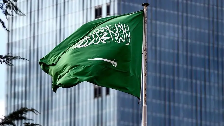 Husiler, Suudi Arabistan’a ait askeri kargo uçağının bulunduğu Aden Havalimanı’nın tahliyesini istedi