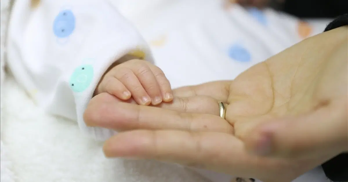 Milyonlarca doğum incelendi. Aşırı sıcaklar erken doğum riskini artırıyor