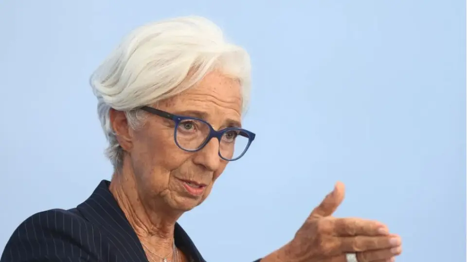 Lagarde AMB Başkanlığı görevinden Şubat'ta ayrılacak