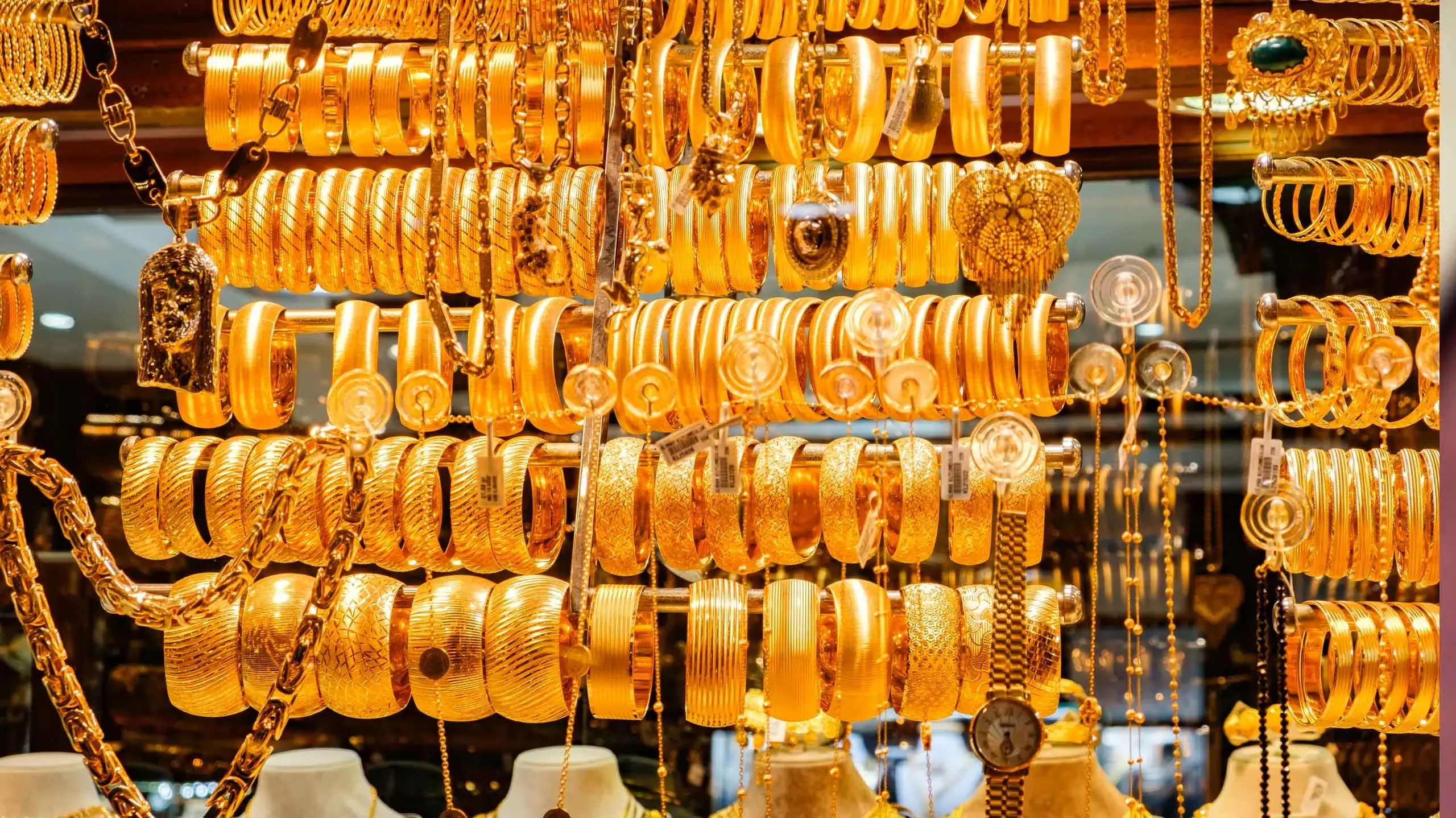 İcradan altın satışı! Yüzük, bilezik ve kolyeler açık artırmaya çıkıyor