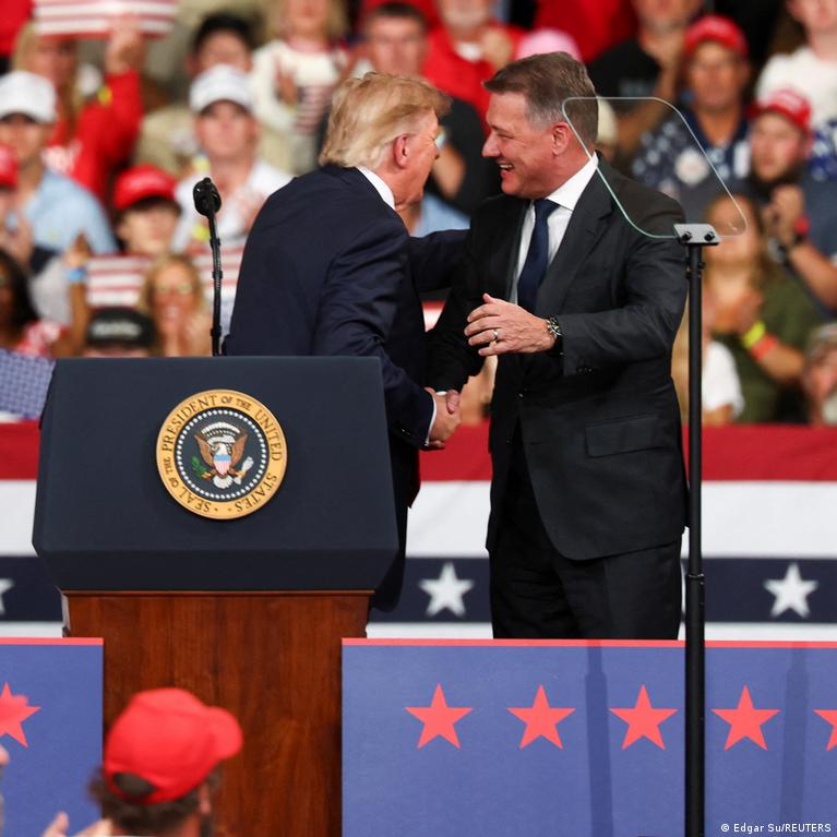 Trump seçim mitinginde Audi kartını açtı: ABD'de bir ilke imza atacak