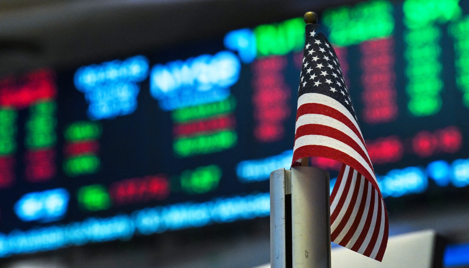 Yapay zekâ bilançoları Wall Street’te alımları destekledi