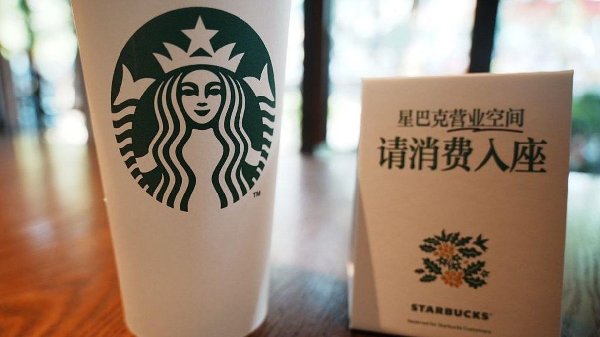 Starbucks Çin'de yeni dönem: Sipariş vermeyen artık oturamayacak