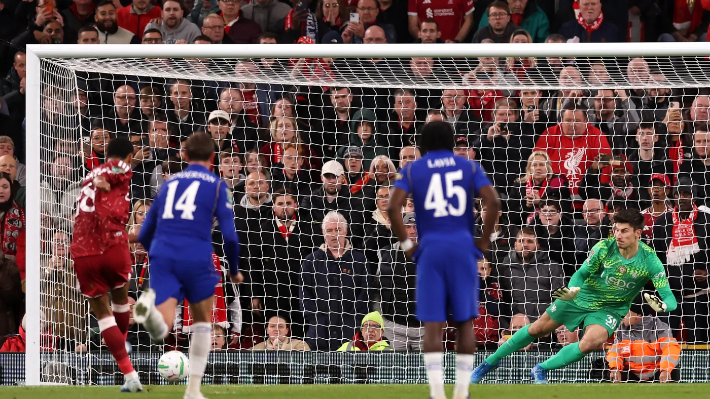 Videoda: Chelsea ve Liverpool 3 dakikada gol düellosuna girdi