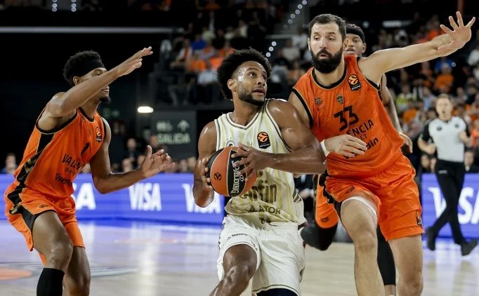 Fenerbahçe Tarfin, Valencia Basket'e mağlup