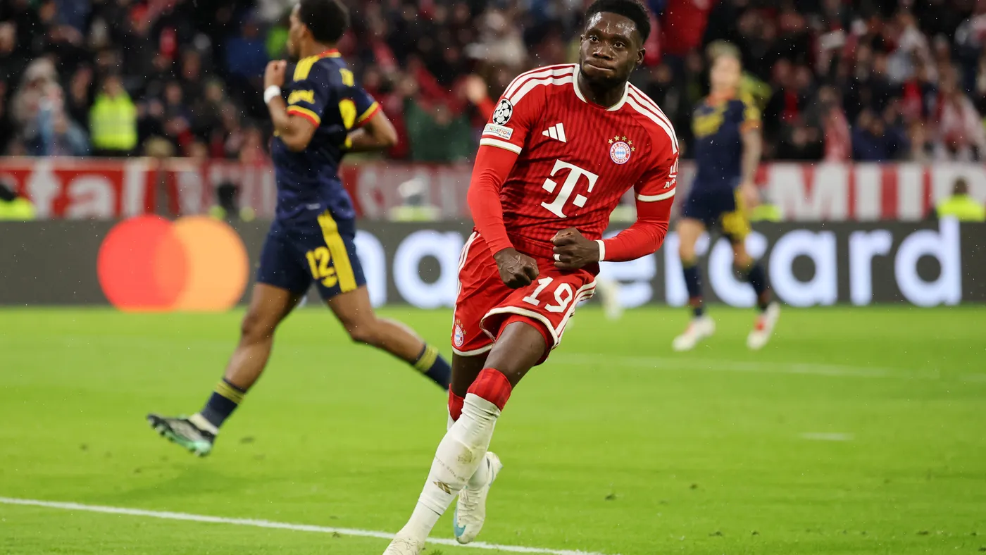 Video: Davies yeni mevkisinden Arsenal'i vurdu