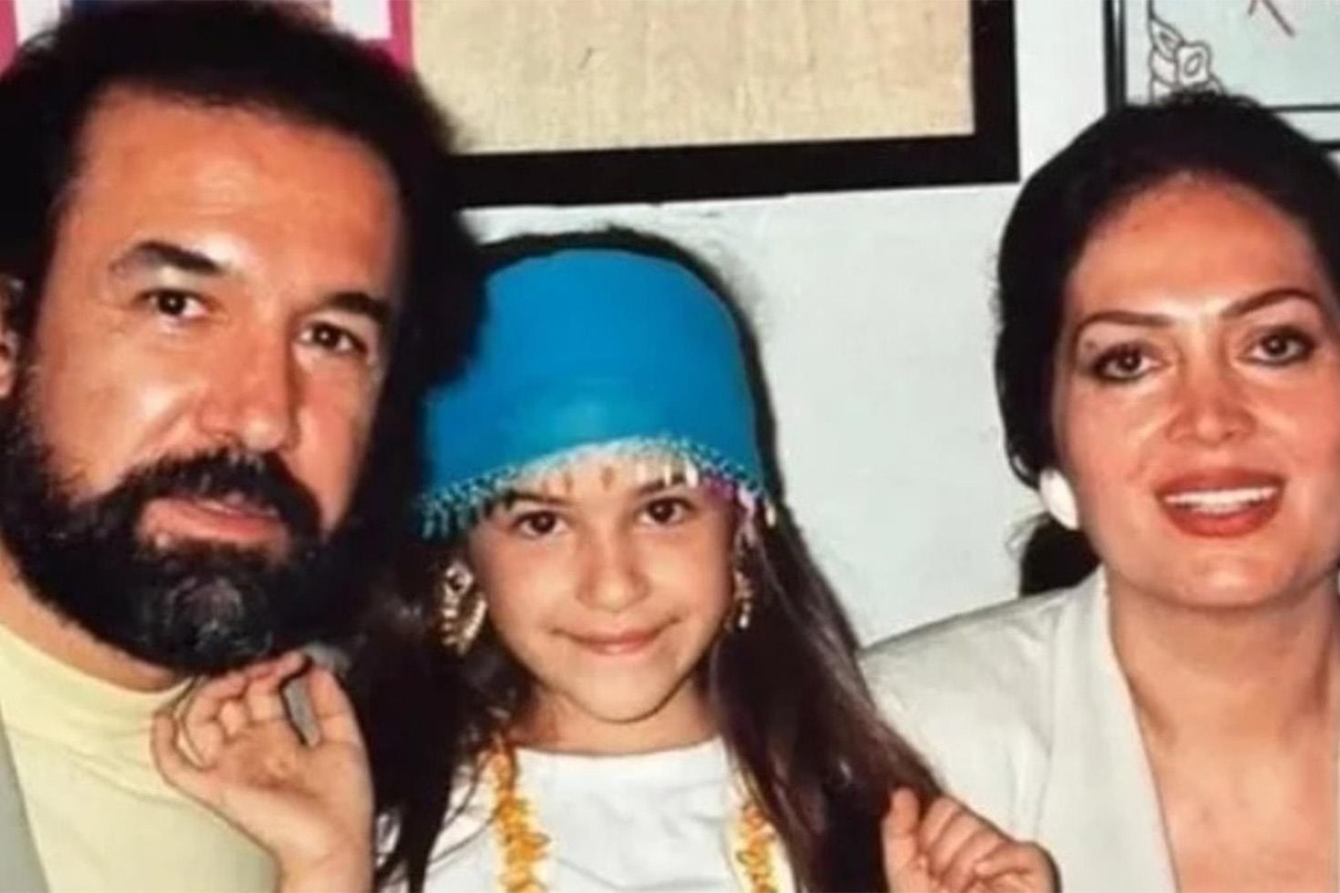 Kızı Yağmur Ünal 42 yaşına girdi, Türkan Şoray çocukluk fotoğraflarını paylaştı