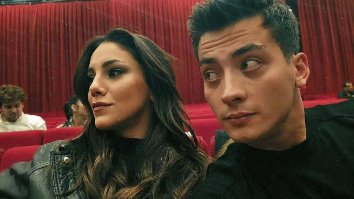 Sette başlayan aşkta yeni gelişme: Atakan Özkaya ve Dilin Döğer’den peş peşe paylaşımlar!