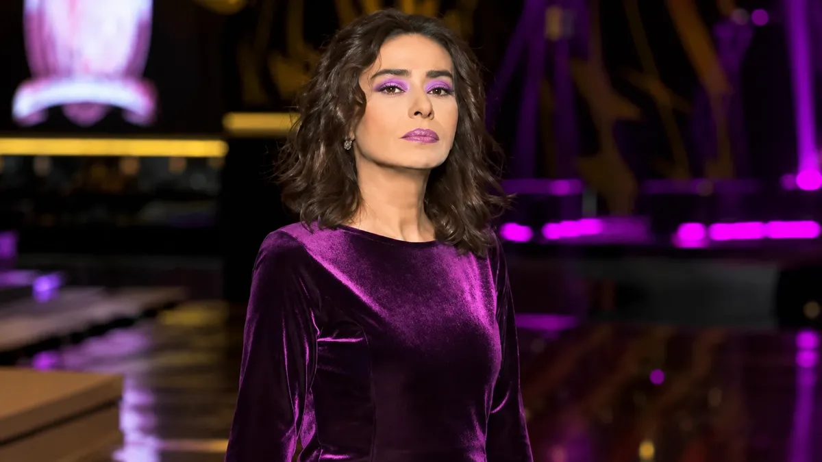 Yıldız Tilbe'den faiz tepkisi: Gerçeği öğrenince keselerle dağıttı