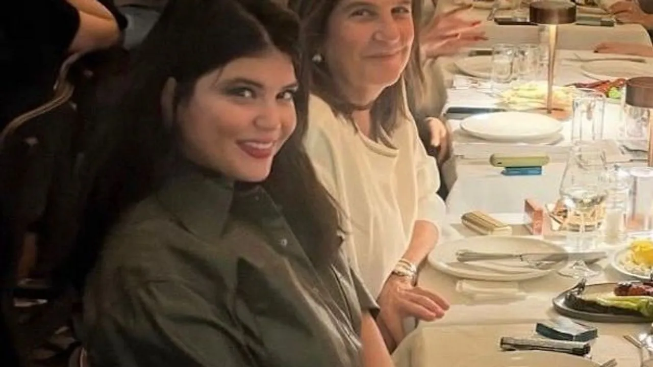 Kızılcık Şerbeti'nden ayrılan Feyza Civelek sessizliğini bozdu! Annesi Melis Civelek hakkında konuştu