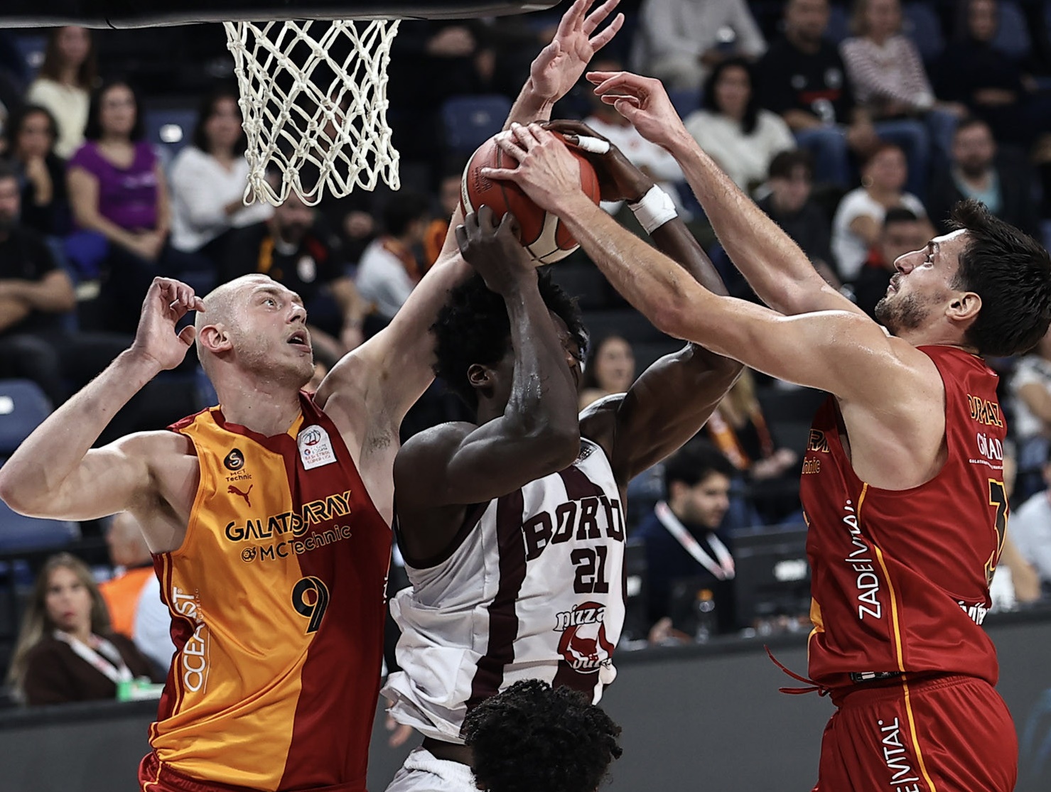 Sezonun En İyi Galatasaray’ından 34 Fark