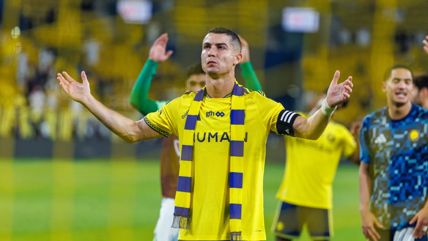 Video: 908 gün sonra: Ronaldo ofsayt lanetini yendi ve yeni bir hat-trick yaptı
