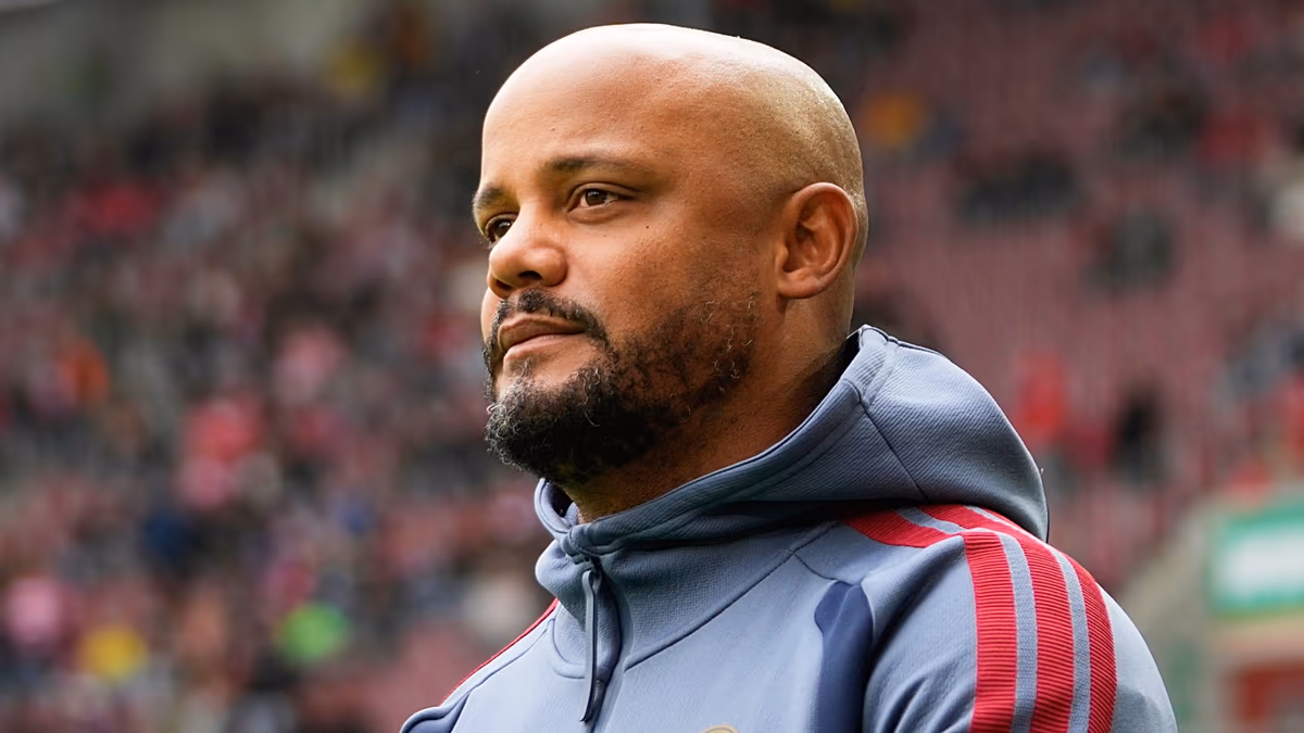 Bayern Münih teknik direktörü Vincent Kompany antrenmanda fenalaşıp hastaneye kaldırıldı