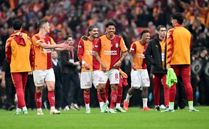 Dursun Özbek'ten derbi sonrası dev prim