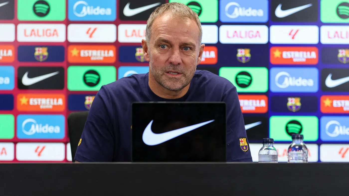 “Her şey sahadaki yerleşimimizle ilgili!” Hansi Flick, El Clasico’da Kylian Mbappe’yi durdurmak için Barcelona’nın gizli planını açıkladı