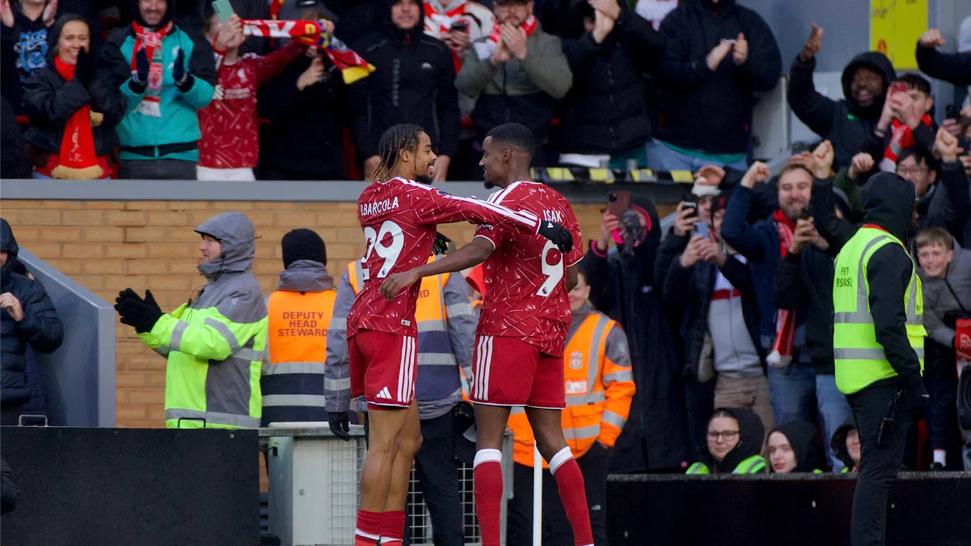 ‘Bradley çok iyi iş çıkardı!’: Alexander Isak, Liverpool'un galibiyetinin ardından kanat sihirbazı Barcola'yı öne çıkardı