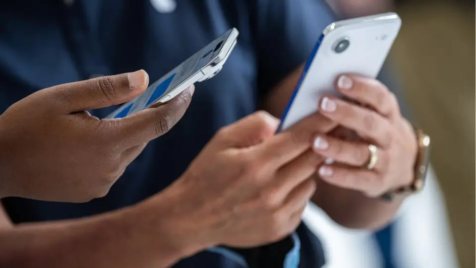 GSM şirketlerinin yanıltıcı 5G reklamlarına durdurma kararı