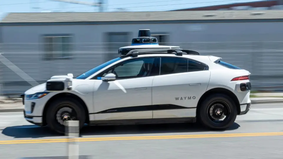 Waymo, Las Vegas Havalimanı'nda yolcu taşıma hizmetine başlıyor