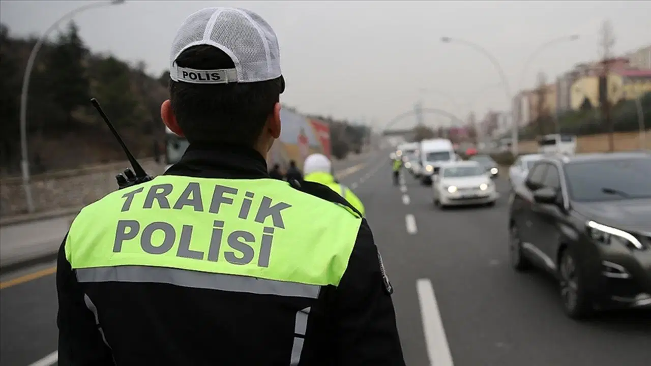 Valilik alternatif güzergâhları açıkladı: İstanbul'da 29 Ekim'de hangi yollar kapalı olacak?