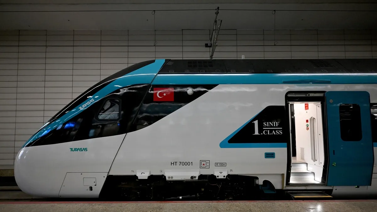 Milli hızlı tren 250 kilometre hıza ulaştı: Seri üretim için takvim belli oldu