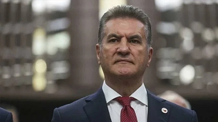 Kendisi ve ailesi hakkında soruşturma başlatılmıştı: Mustafa Sarıgül'den Yeni Parti kararı