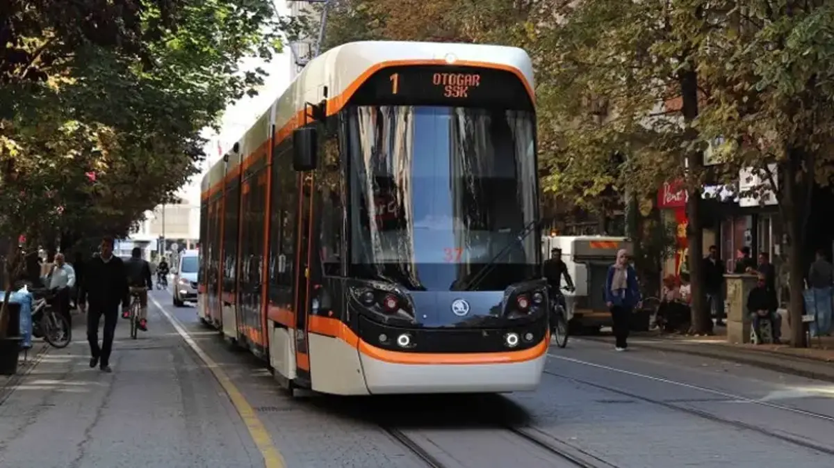 Eskişehirliler dikkat! Tramvay seferleri durdu! 4 hat etkilendi