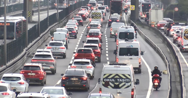 İstanbul'da pazartesi trafiği